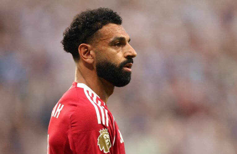 هكذا رد محمد صلاح على تدوينة تُقلل من مستوى لاعبين رحلوا عن ليفربول