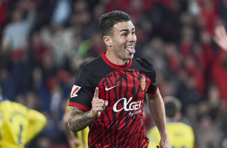 استبعاد وإيقاف راتب.. معاقبة لاعب في الدوري الإسباني بسبب منشور ضدّ مدربه