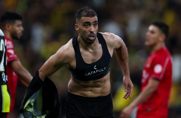 السعودية.. “الشباب” يكشف حقيقة رغبته ببيع عقد حمدالله