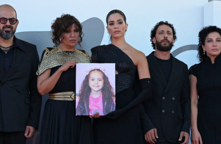 رشحته تونس للأوسكار.. فيلم “صوت هند رجب” يخطف القلوب في مهرجان فينيسيا