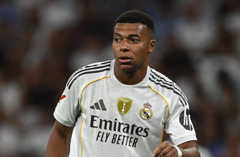 مبابي يتوقع أبطال الدوريات الأوروبية الكبرى هذا الموسم