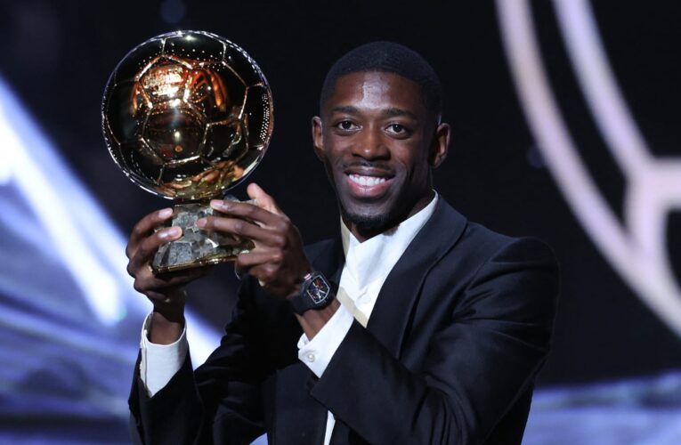 رسمياً.. عثمان ديمبيلي يفوز بجائزة الكرة الذهبية 2025