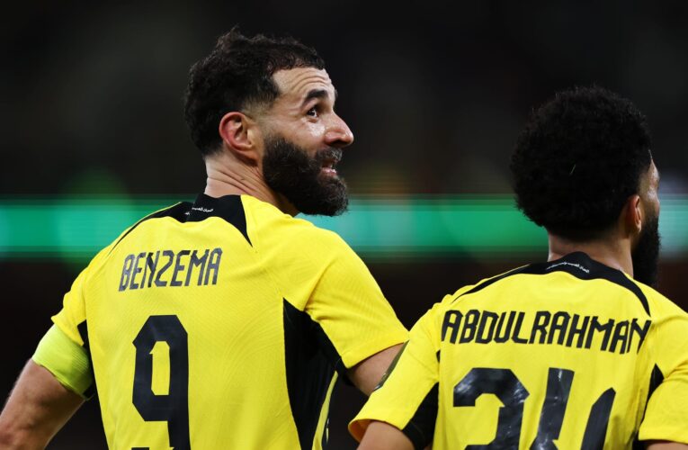 هذا ما فعله بنزيما بعد خسارة الاتحاد من النصر