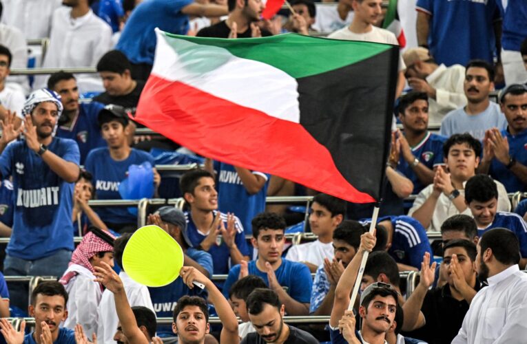 مشاجرة على هامش مباراة الكويت والقادسية.. واتحاد الكرة يعلق: سنتخذ أشد العقوبات