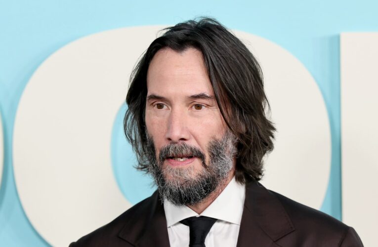 “تشاك سبادينا”.. كيانو ريفز يكشف عن قصّة طريفة لاختيار اسم فنّي له في بداياته