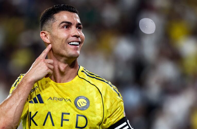رونالدو ينشر صورة من مباراة النصر والفتح ويعلق بـ3 كلمات