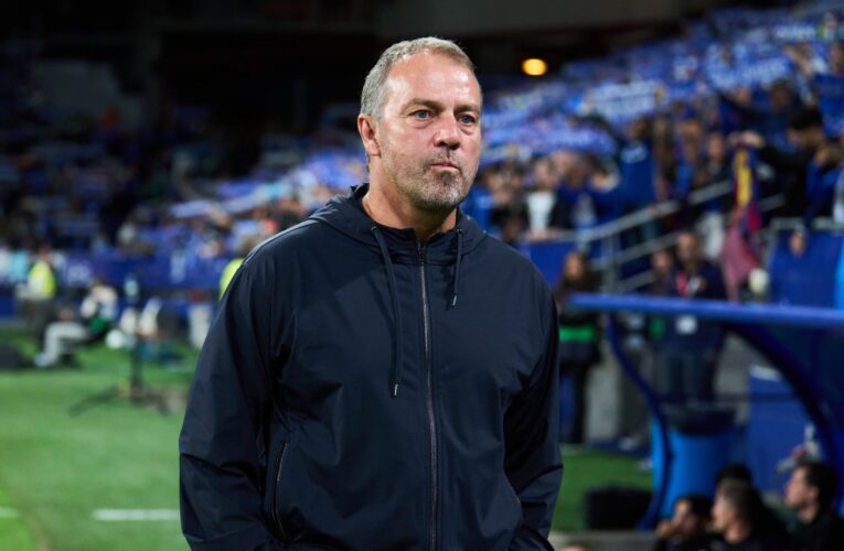 كشف عن مدى حبه لبرشلونة.. تصريح من فليك يشعل تفاعلاً