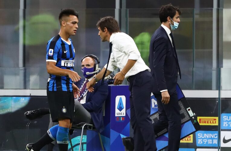 مشادة حادة بين لاوتارو مارتينيز وكونتي خلال مباراة إنتر ميلان ونابولي