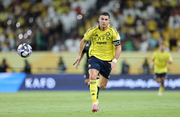 رابطة الدوري السعودي تعلن فوز كريستيانو رونالدو بجائزتين.. ما هما؟