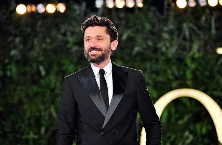 مصر.. كريم محمود عبد العزيز يعلن انفصاله رسميًا عن زوجته آن الرفاعي