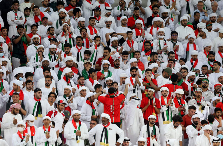 رئيس وزراء العراق يوجّه بتسهيل دخول جماهير منتخب الإمارات إلى البصرة
