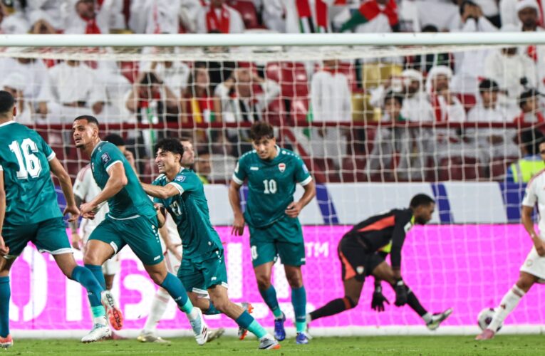 العراق يفوز على الإمارات في “الوقت القاتل”.. ويصل الملحق العالمي المؤهل لمونديال 2026