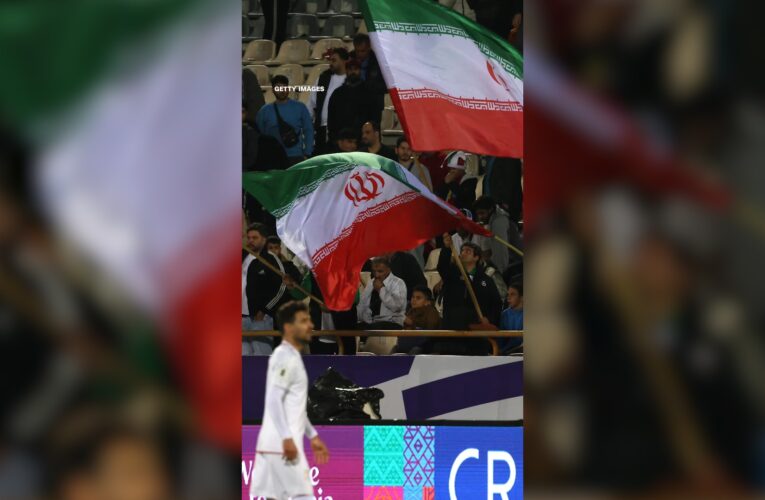 كيف يهدد حظر السفر الى أمريكا أحلام مشجعي بعض الدول في حضور كأس العالم 2026؟