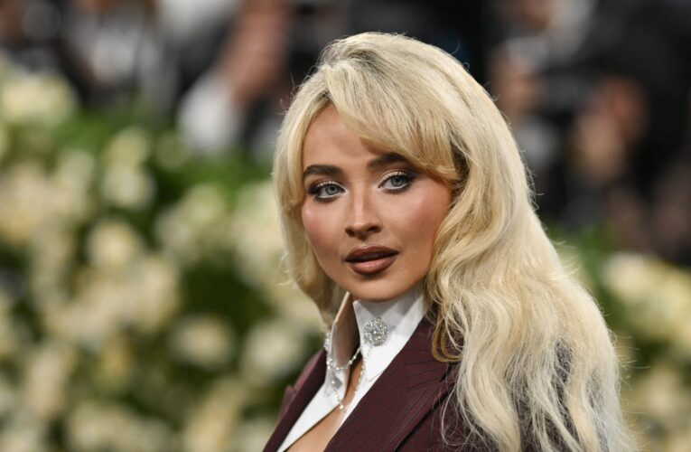 “شرير ومقزز”.. سابرينا كاربنتر عن استخدام أغنيتها في فيديو للبيت الأبيض