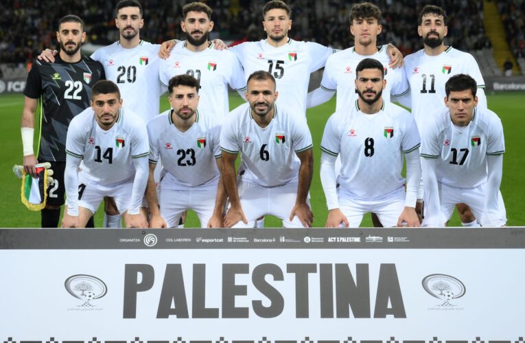 بـ”ريمونتادا تاريخية”.. المنتخب الفلسطيني يخطف نقطة ثمينة من تونس في كأس العرب