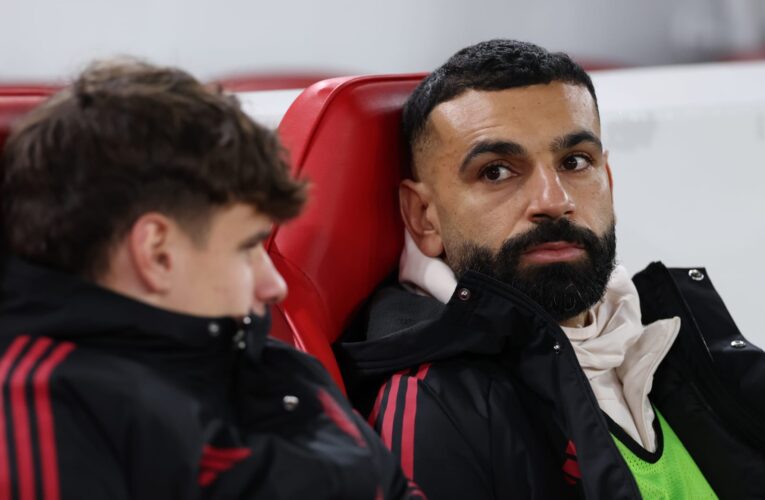 “لم تكن موفقة”.. علاء مبارك يعلق على تصريحات محمد صلاح بشأن “أزمته” في ليفربول