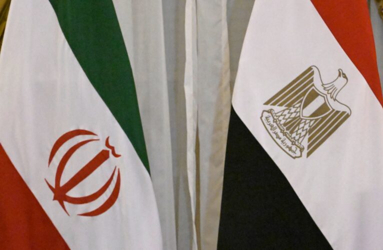 غضب بمصر وإيران بسبب مباراة “الفخر” في كأس العالم.. ماذا نعلم؟