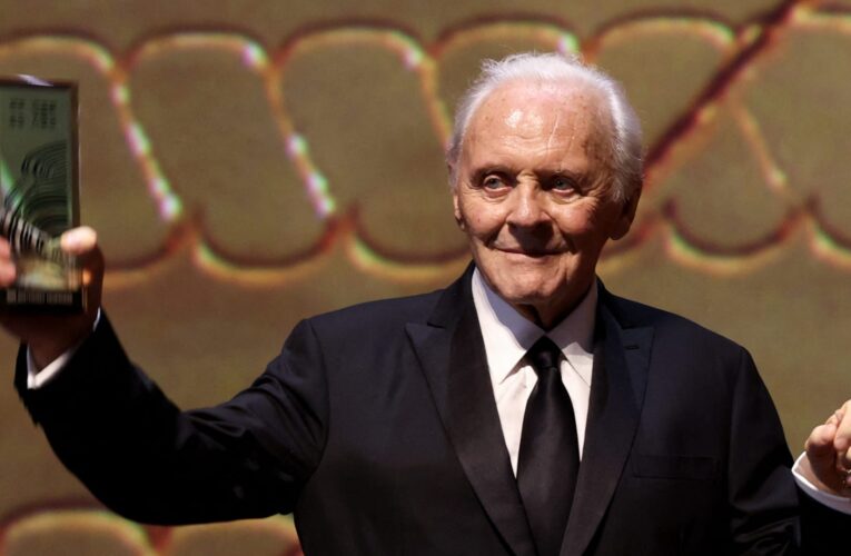 مهرجان “البحر الأحمر السينمائي” يكرم أنتوني هوبكنز وإدريس إلبا