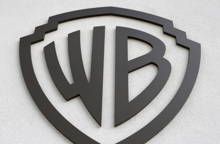 “وارنر براذرز ديسكفري” تنصح مساهميها برفض عرض باراماونت.. هل انتهت المعركة؟