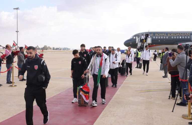 “حظ الأردن بكم كبير”.. الملك عبدالله يعلق بعد وصول “النشامى” إلى البلاد