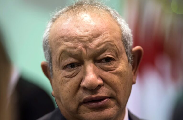بكلمتين.. ساويرس يعلق على تأهل منتخب مصر إلى نصف نهائي كأس إفريقيا