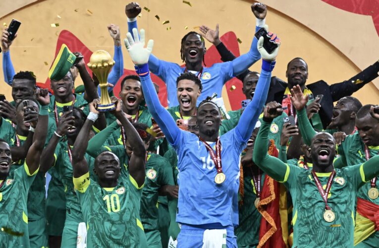 هكذا علقت أندية الهلال والنصر والأهلي على فوز لاعبيها بلقب كأس إفريقيا مع السنغال