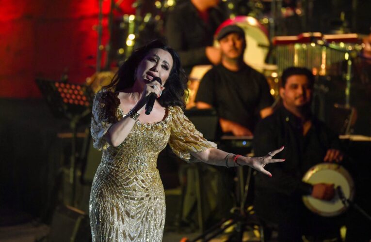 لطيفة تحتفل بمئوية يوسف شاهين بفيديو من كواليس “سكوت حنصوّر”