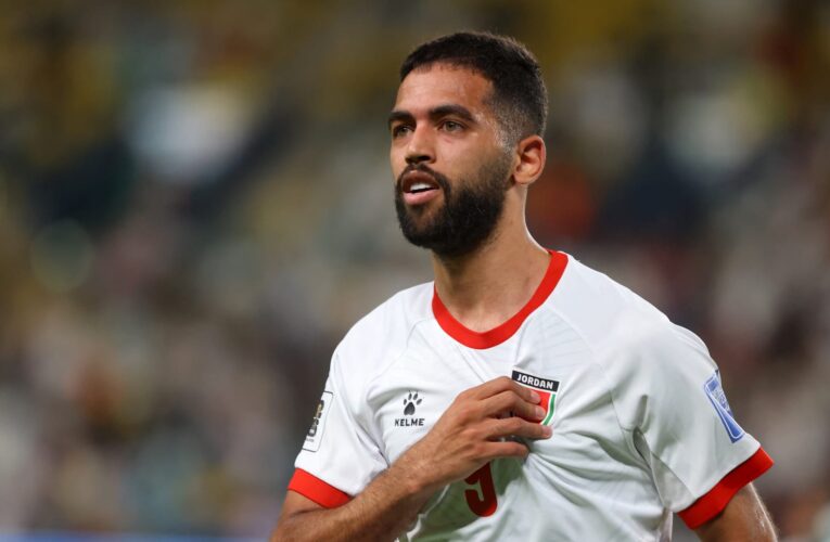 “ضربة موجعة” لمنتخب الأردن قبل المونديال.. إصابة علي علوان وهذه مدة غيابه