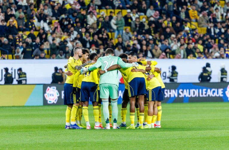 الجهاز الفني للمنتخب السعودي يجتمع بلاعبي النصر قبل كأس العالم.. ماذا دار بينهما؟