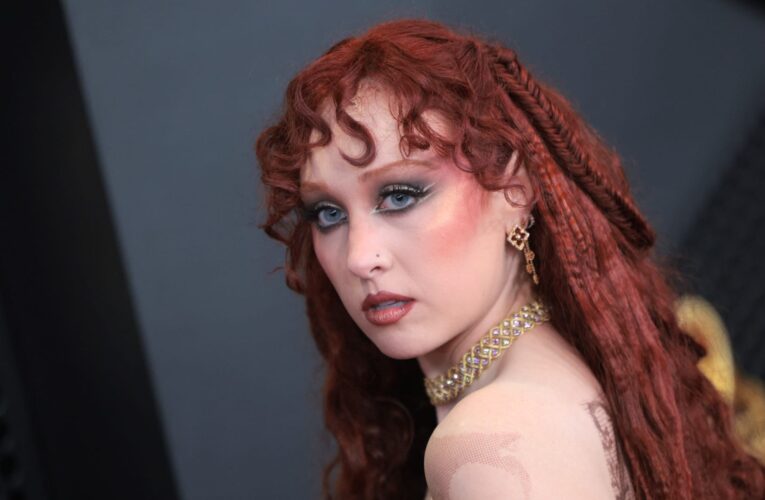 تشابيل روان تترك وكالة المواهب كيسي واسرمان بعد تسريبات إبستين