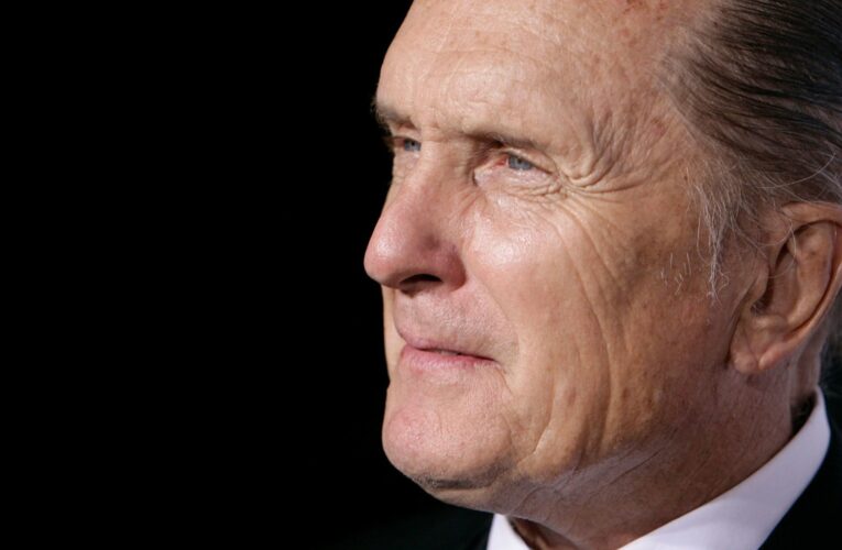 وفاة روبرت دوفال الممثل الحائز على جائزة الأوسكار عن عمر يناهز 95 عامًا