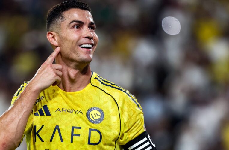 نادي ألميريا يُعلن استحواذ كريستيانو رونالدو على نسبة من أسهمه.. كم بلغت؟