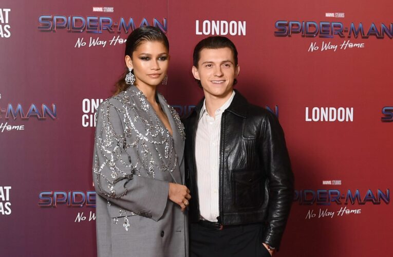 منسق الأزياء لو روش يزعم أن زيندايا وتوم هولاند قد تزوجا سرًا