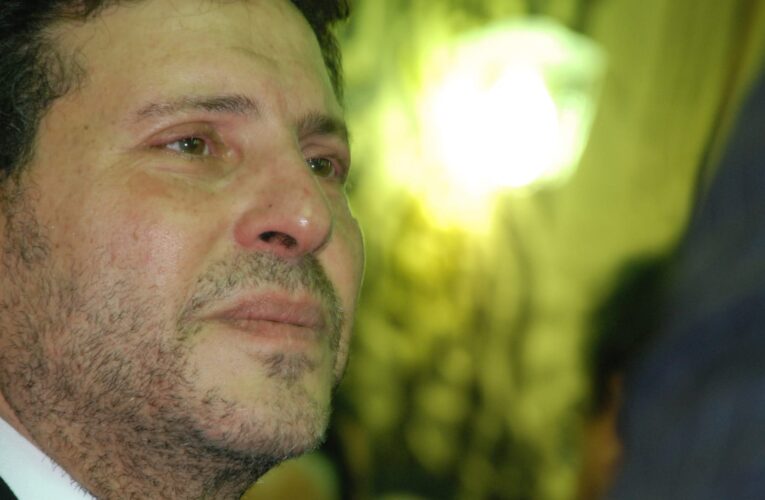 نادية مصطفى تنوه إلى أخبار “مغلوطة” حول صحة هاني شاكر