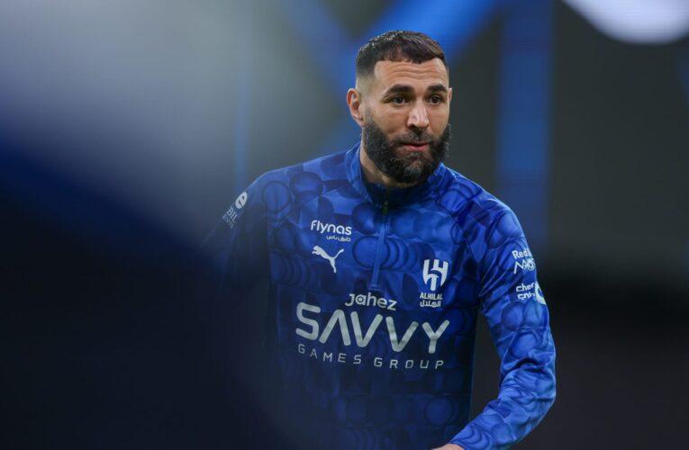 نبأ سار لجماهير الهلال السعودي بشأن عودة بنزيما إلى الملاعب