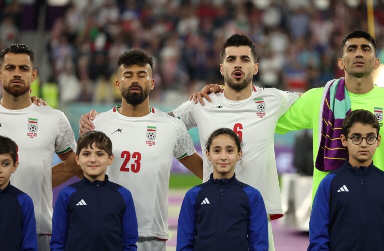 وزير الرياضة الإيراني يعلن عدم مشاركة منتخب بلاده في كأس العالم