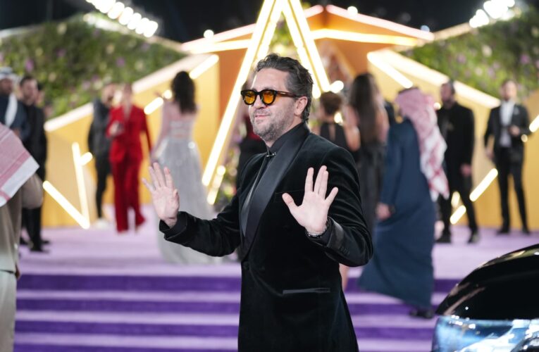 بعد نجاح فيلم “برشامة”.. رسالة من المخرج خالد دياب لهشام ماجد