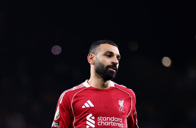 أول تعليق من لاعبي ليفربول على إعلان محمد صلاح الرحيل