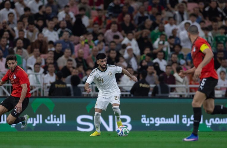 أمير سعودي يعلق على خسارة منتخب بلاده أمام مصر برباعية نظيفة