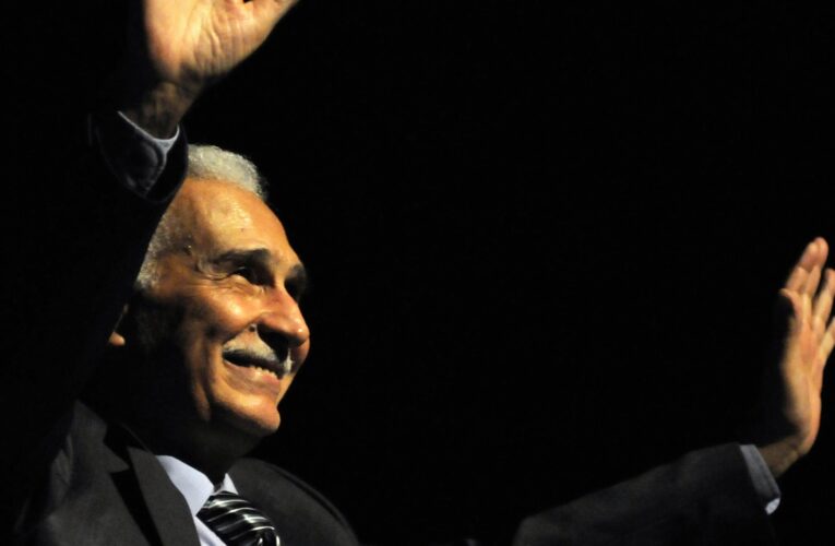 مصر.. الفنان عبدالرحمن أبو زهرة في العناية المركزة