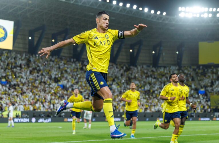 خطف الأنظار.. رونالدو يحتفل بطريقة جديدة بعد تسجيله هدفًا في الدوري السعودي