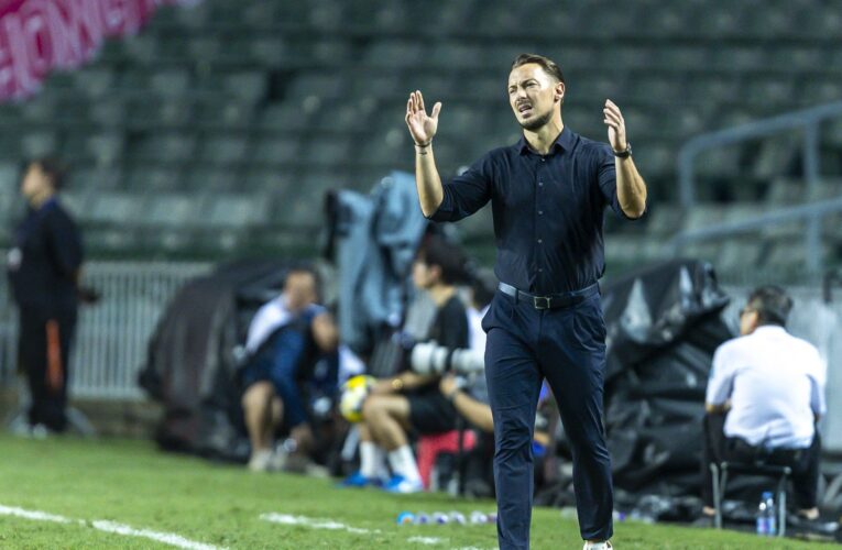 السعودية.. معاقبة يايسله واثنين من لاعبي أهلي جدة بسبب تصريحات مُسيئة