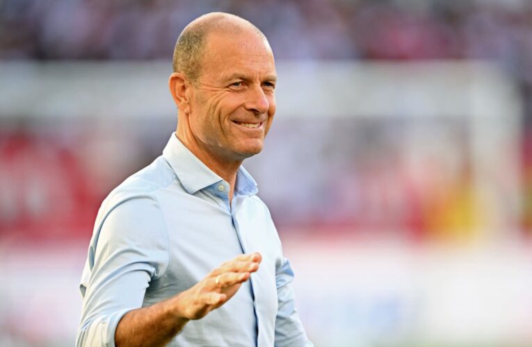 هل سيستقيل ييس توروب بعد سوء النتائج؟ مدرب الأهلي المصري يرد