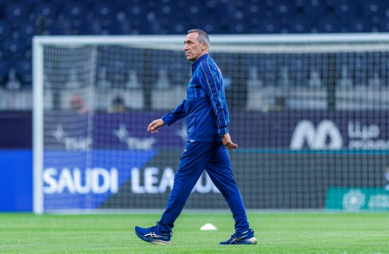 “بناء الفريق وفق فلسفتي”.. دونيس يكشف عن أولوياته مع المنتخب السعودي