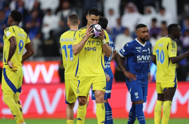 النصر والهلال.. موعد ومكان المباراة وسيناريوهات حسم لقب الدوري السعودي