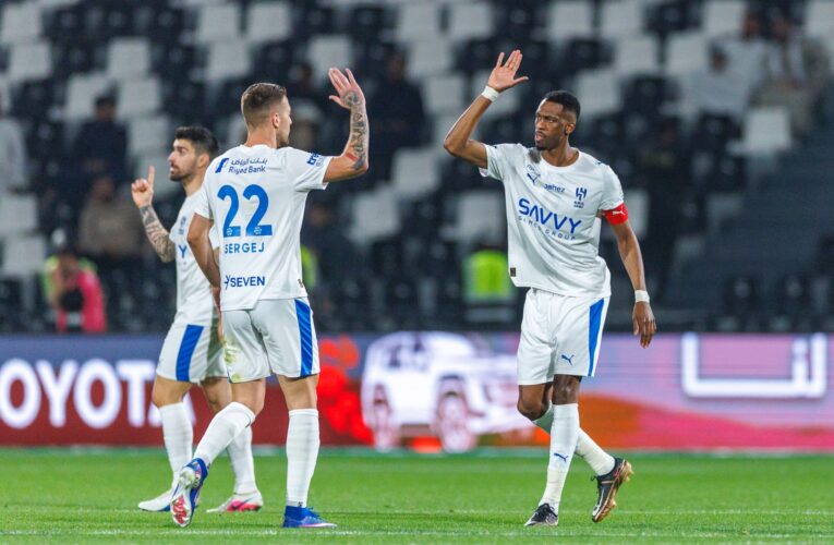 إليك ما فعله لاعبو الهلال بعد خسارة لقب الدوري السعودي لصالح النصر