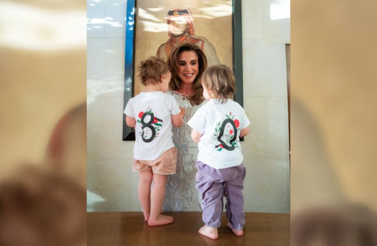“كل عام وحب الأردن بيكبر فينا من جيل لجيل”.. الملكة رانيا تحتفل مع حفيدتيها بعيد الاستقلال الـ80