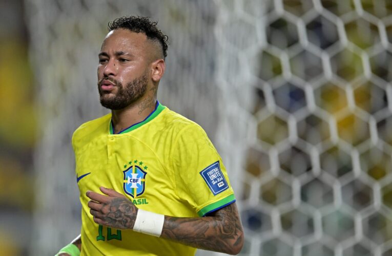 هل سيُستبعد نيمار من قائمة البرازيل في كأس العالم بعد إصابته؟ أنشيلوتي يجيب