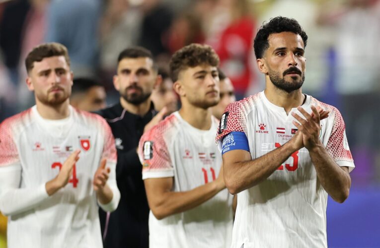 هذا ما فعله لاعبو منتخب الأردن بعد الخسارة من النمسا