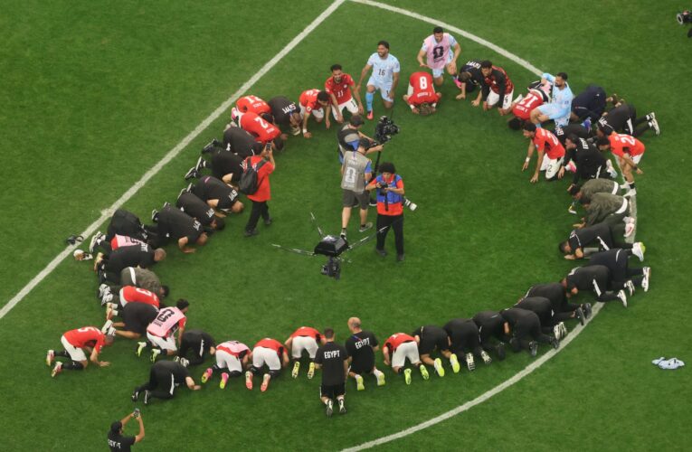 “فوز تاريخي”.. علاء مبارك يعلّق على تأهل منتخب مصر لدور الـ16 في المونديال